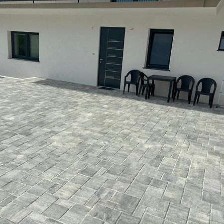Livan Apartment Толмин Екстер'єр фото